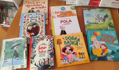 Poczytaj mi, Babciu! Poczytaj mi, Dziadku!